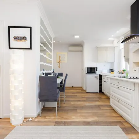 Dolce Yourhosthelper Канны