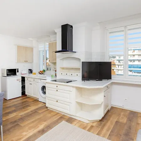 Dolce Yourhosthelper Appartement